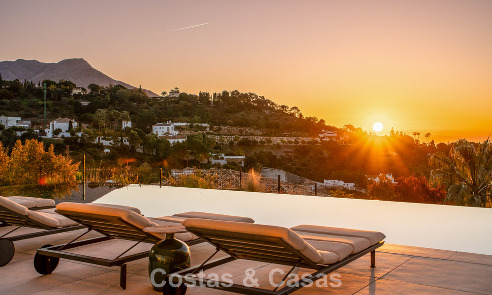 Espectacular villa de lujo contemporánea en venta con vistas al mar en El Madroñal, Marbella - Benahavís 796301