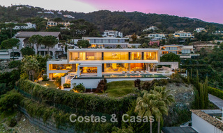 Espectacular villa de lujo contemporánea en venta con vistas al mar en El Madroñal, Marbella - Benahavís 796304 