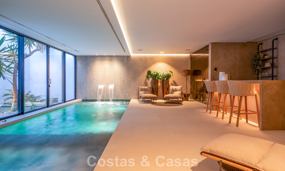 Espectacular villa de lujo contemporánea en venta con vistas al mar en El Madroñal, Marbella - Benahavís 796310