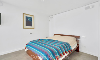 Villa tradicional renovada con vistas al mar y a la montaña en venta en Nueva Andalucía, Marbella 796116 