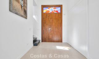 Villa tradicional renovada con vistas al mar y a la montaña en venta en Nueva Andalucía, Marbella 796147 