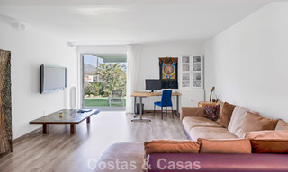 Villa tradicional renovada con vistas al mar y a la montaña en venta en Nueva Andalucía, Marbella 796149 