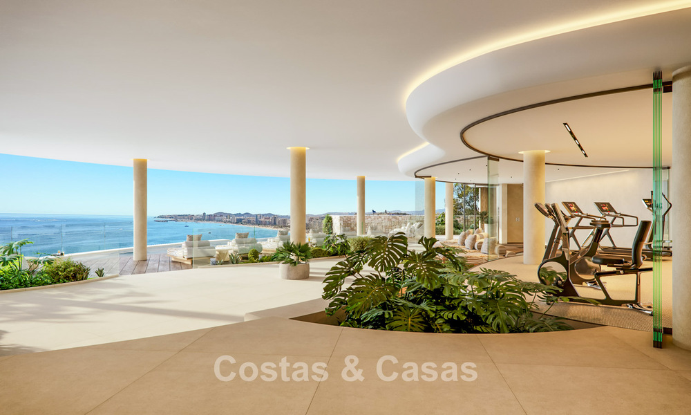 Apartamentos boutique de lujo con diseño vanguardista y vistas al mar en venta a un paso de la playa en Fuengirola, Costa del Sol 796199