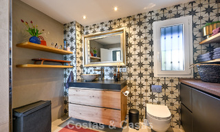 Exclusivo apartamento en primera línea de playa con vistas panorámicas al mar en venta en el centro de Estepona 795975 