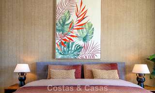 Exclusivo apartamento en primera línea de playa con vistas panorámicas al mar en venta en el centro de Estepona 795991 