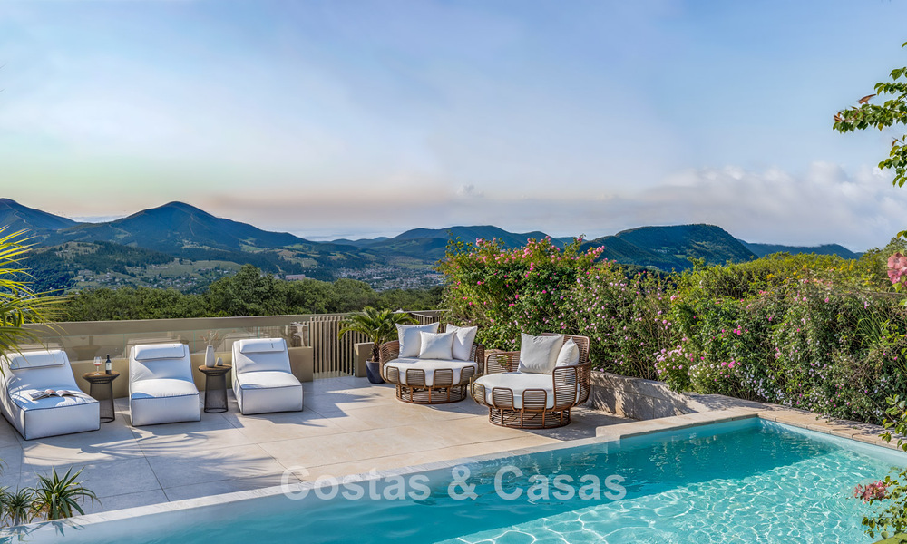 Apartamentos de nueva construcción innovadores con arquitectura vanguardista en venta en el centro de Estepona 795916