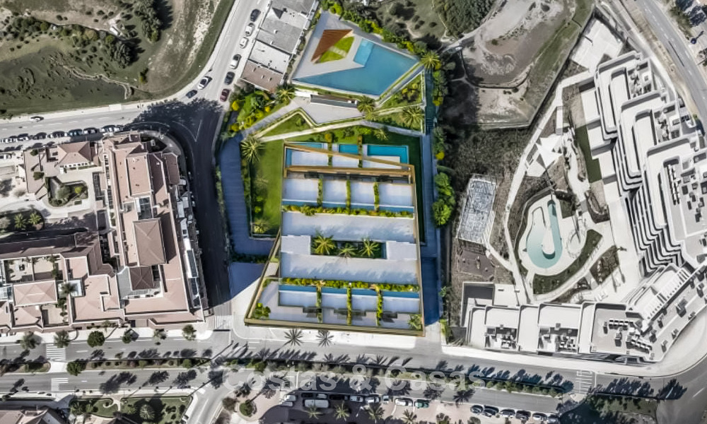 Apartamentos de nueva construcción innovadores con arquitectura vanguardista en venta en el centro de Estepona 795918