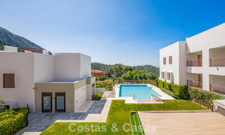 Ático dúplex nuevo con vistas despejadas en venta en el tranquilo Istán, cerca de Marbella en la Costa del Sol 796164 