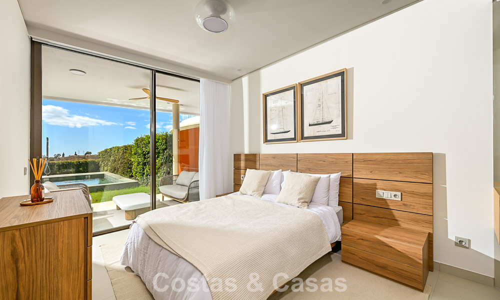 Apartamento en planta baja de alta calidad con jardín privado y piscina en venta en Fuengirola, Costa del Sol 796567