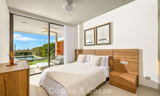 Apartamento en planta baja de alta calidad con jardín privado y piscina en venta en Fuengirola, Costa del Sol 796567 