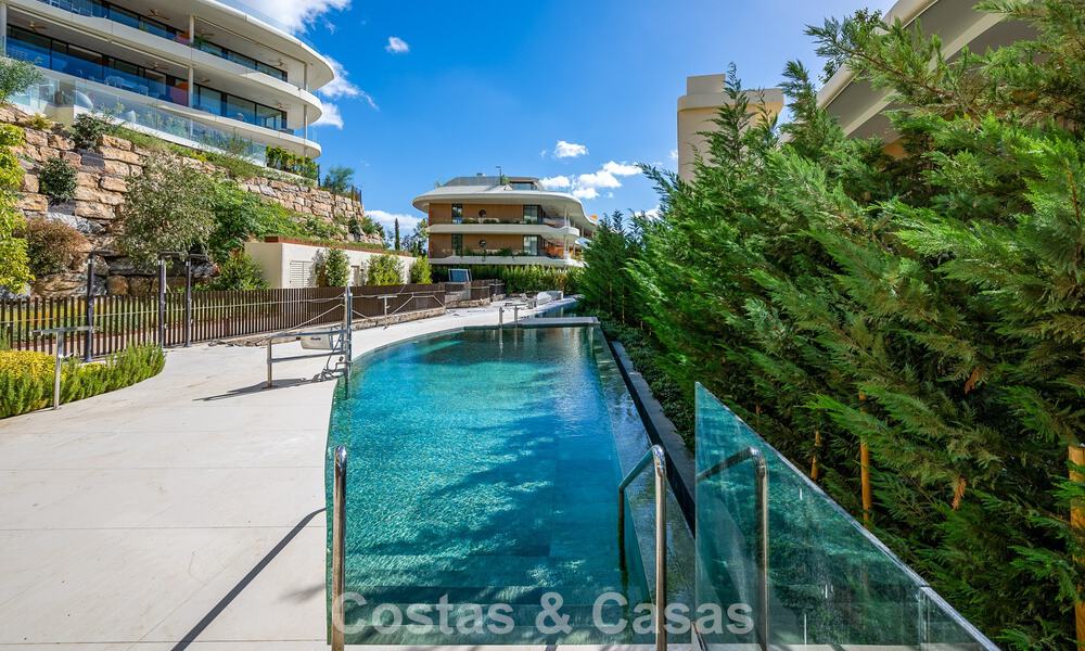 Apartamento en planta baja de alta calidad con jardín privado y piscina en venta en Fuengirola, Costa del Sol 796582