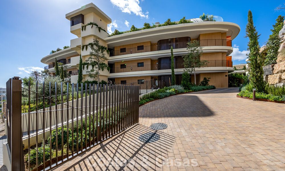 Apartamento en planta baja de alta calidad con jardín privado y piscina en venta en Fuengirola, Costa del Sol 796585