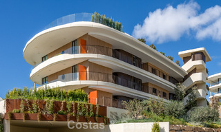 Apartamento en planta baja de alta calidad con jardín privado y piscina en venta en Fuengirola, Costa del Sol 796586 