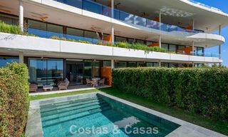 Apartamento en planta baja de alta calidad con jardín privado y piscina en venta en Fuengirola, Costa del Sol 796593 