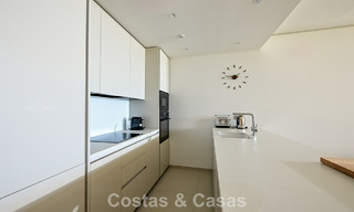 Apartamento en planta baja de alta calidad con jardín privado y piscina en venta en Fuengirola, Costa del Sol 796597 