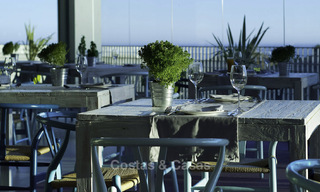 Apartamento en planta baja de alta calidad con jardín privado y piscina en venta en Fuengirola, Costa del Sol 796767 