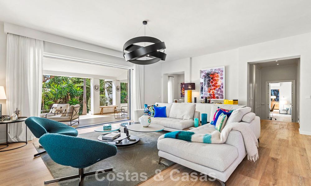 Elegante villa de lujo con total privacidad en venta en la Milla de Oro de Marbella 796640