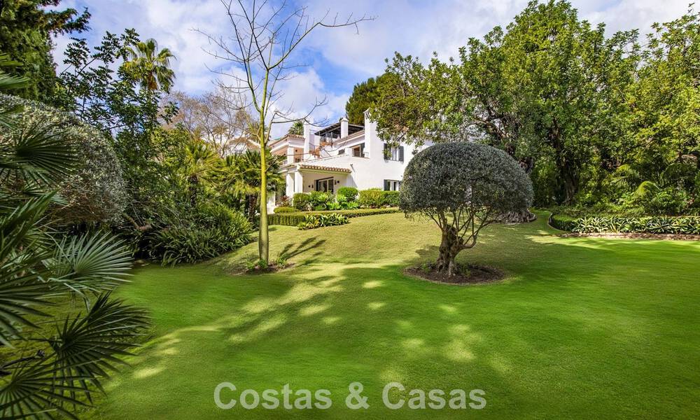 Elegante villa de lujo con total privacidad en venta en la Milla de Oro de Marbella 796651