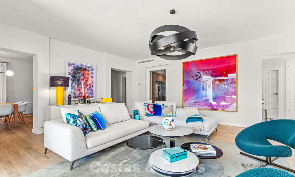 Elegante villa de lujo con total privacidad en venta en la Milla de Oro de Marbella 796652