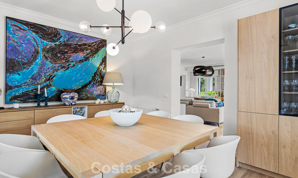 Elegante villa de lujo con total privacidad en venta en la Milla de Oro de Marbella 796655