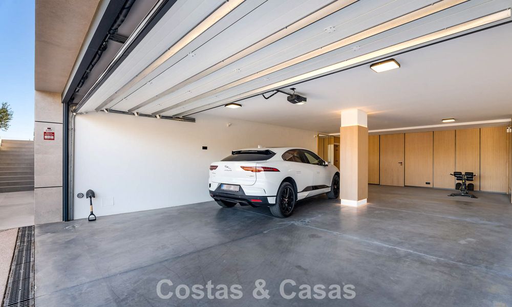 Villa moderna, nueva y de última generación en venta cerca de un campo de golf en Mijas, Costa del Sol 796673