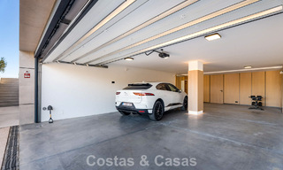 Villa moderna, nueva y de última generación en venta cerca de un campo de golf en Mijas, Costa del Sol 796673 