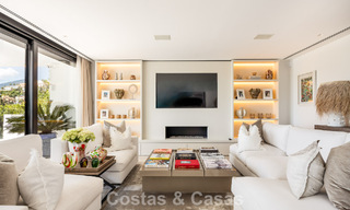 Villa de lujo avanzada en primera línea de golf en venta en el Valle del Golf de Nueva Andalucía, Marbella 796719 