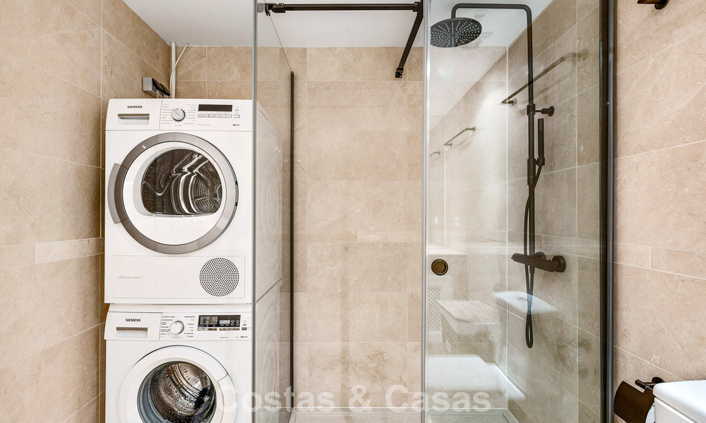 Ático dúplex de lujo en venta en un complejo cerrado en el valle del golf de Nueva Andalucía, Marbella 796731