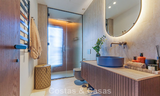 Villa de lujo exclusiva y moderna en venta a pocos pasos de la playa en el Este de Marbella 796902 