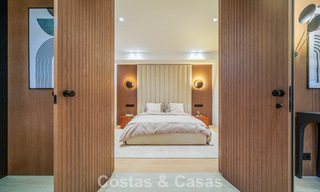 Villa de lujo exclusiva y moderna en venta a pocos pasos de la playa en el Este de Marbella 796908 