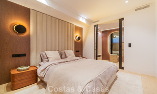 Villa de lujo exclusiva y moderna en venta a pocos pasos de la playa en el Este de Marbella 796909 