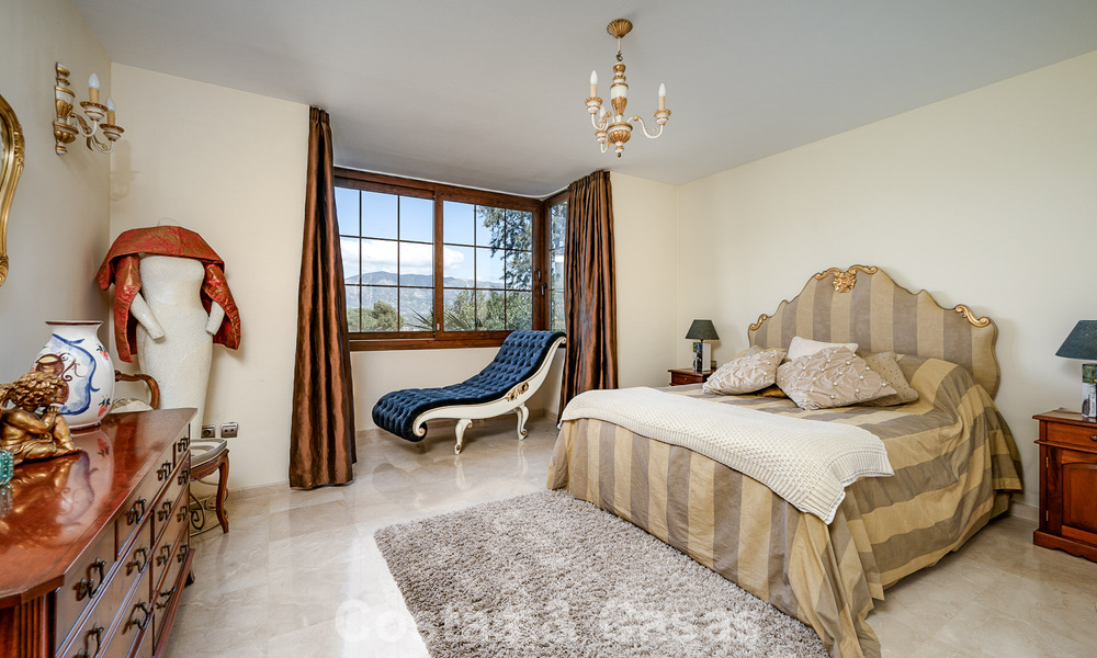 Villa mediterránea en primera línea de golf con vistas panorámicas en venta en La Cala Golf Resort, Mijas Costa 796487