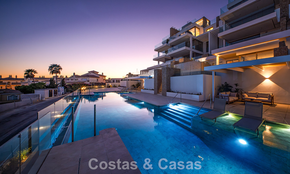 Listo para entrar a vivir! Lujosos apartamentos modernos con vistas panorámicas al mar en venta en Mijas, en la Costa del Sol 797091