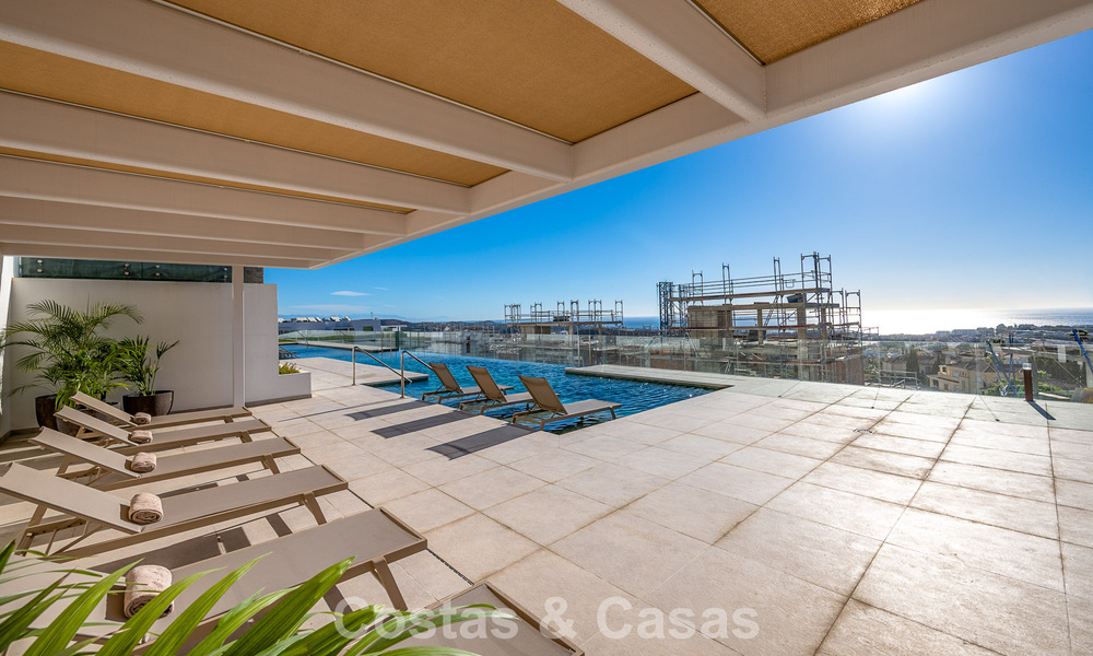 Listo para entrar a vivir! Lujosos apartamentos modernos con vistas panorámicas al mar en venta en Mijas, en la Costa del Sol 797095