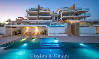 Listo para entrar a vivir! Lujosos apartamentos modernos con vistas panorámicas al mar en venta en Mijas, en la Costa del Sol 797104 