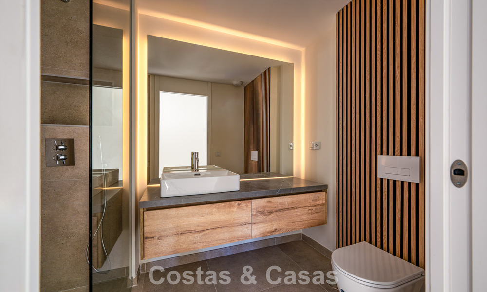 Listo para entrar a vivir! Lujosos apartamentos modernos con vistas panorámicas al mar en venta en Mijas, en la Costa del Sol 797108