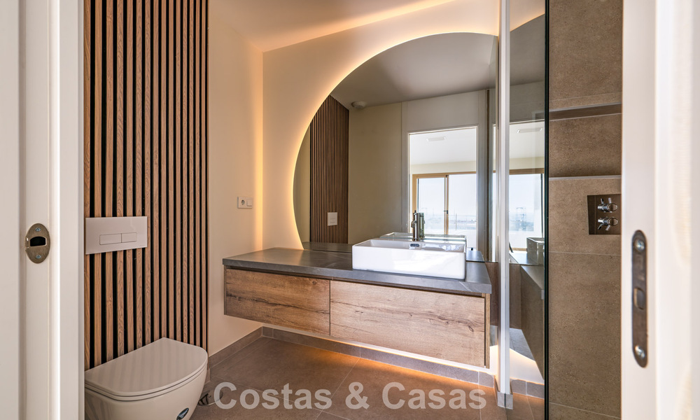 Listo para entrar a vivir! Lujosos apartamentos modernos con vistas panorámicas al mar en venta en Mijas, en la Costa del Sol 797109