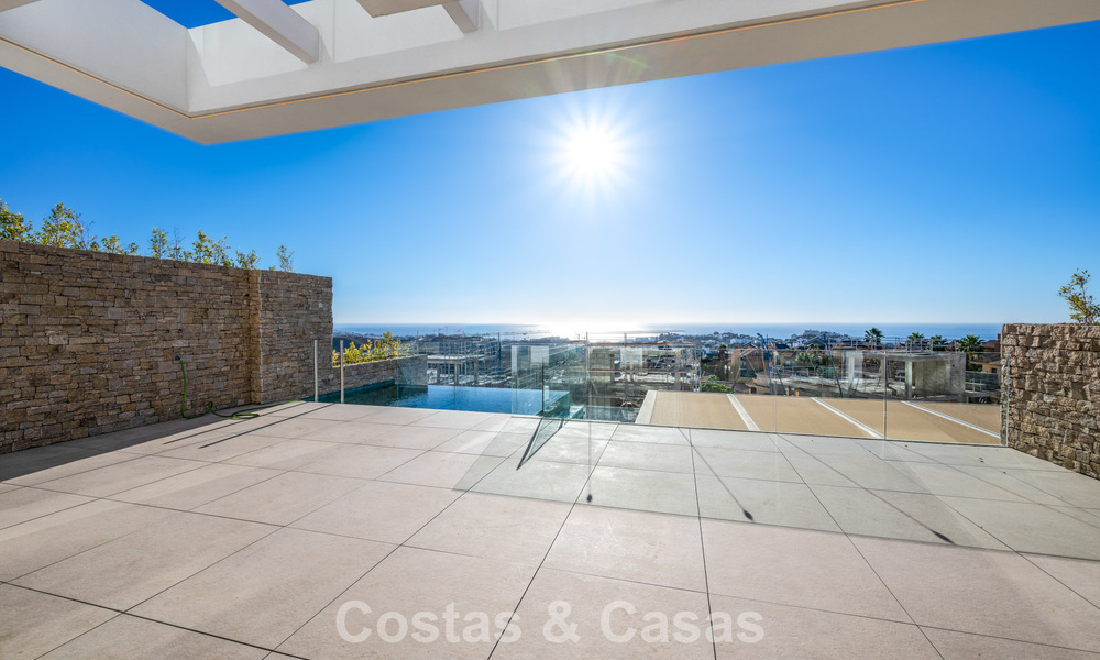 Listo para entrar a vivir! Lujosos apartamentos modernos con vistas panorámicas al mar en venta en Mijas, en la Costa del Sol 797111
