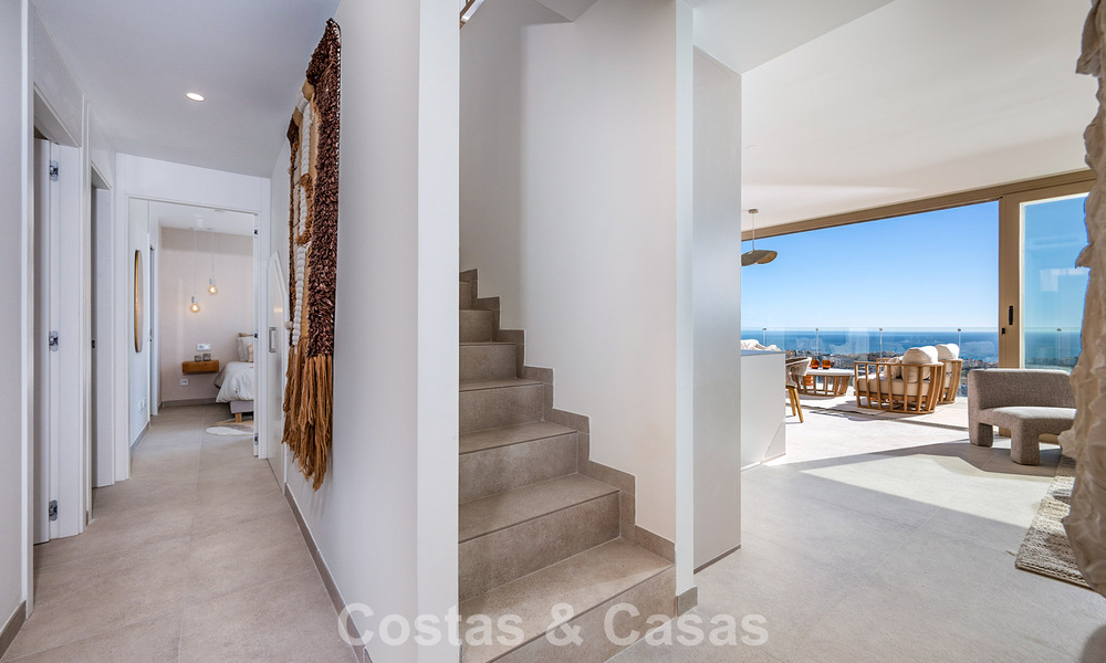 Listo para entrar a vivir! Lujosos apartamentos modernos con vistas panorámicas al mar en venta en Mijas, en la Costa del Sol 797118