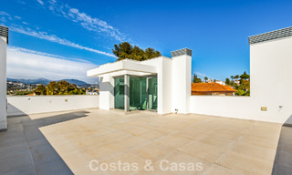 Lujosa villa pareada en venta cerca de servicios en Guadalmina Golf y San Pedro centro, Marbella 797170 