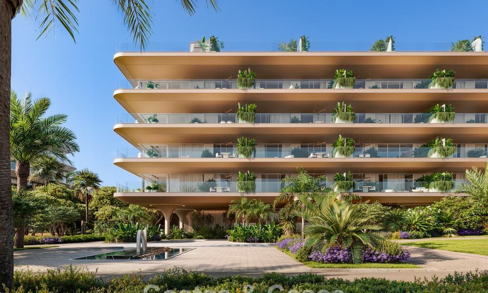 Lanzamiento! Apartamentos de lujo vanguardistas en venta con vistas al mar, a un paso de la playa y del paseo marítimo en Estepona 797184