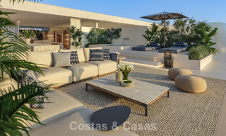 Lanzamiento! Apartamentos de lujo vanguardistas en venta con vistas al mar, a un paso de la playa y del paseo marítimo en Estepona 797194 