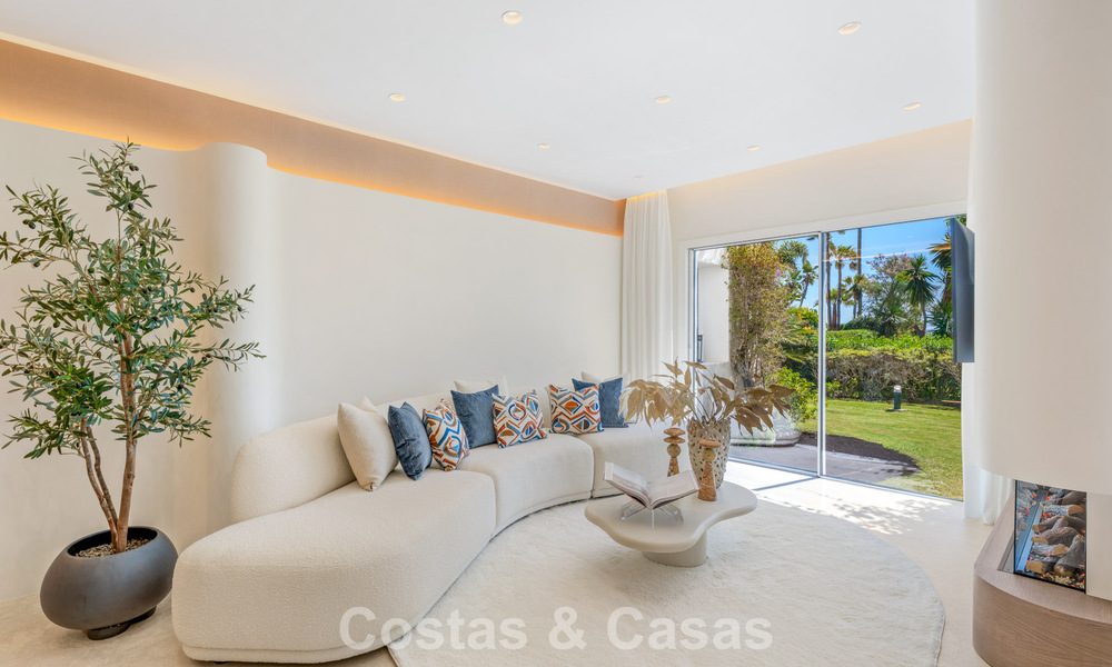 Elegante apartamento reformado en venta a poca distancia de la playa en la Nueva Milla de Oro entre Marbella y Estepona 797242
