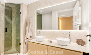 Elegante apartamento reformado en venta a poca distancia de la playa en la Nueva Milla de Oro entre Marbella y Estepona 797255 