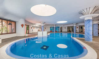 Ático en venta en un complejo de cinco estrellas en primera línea de playa en la New Golden Mile entre Marbella y Estepona 797731 