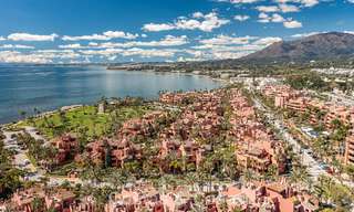 Ático en venta en un complejo de cinco estrellas en primera línea de playa en la New Golden Mile entre Marbella y Estepona 797737 