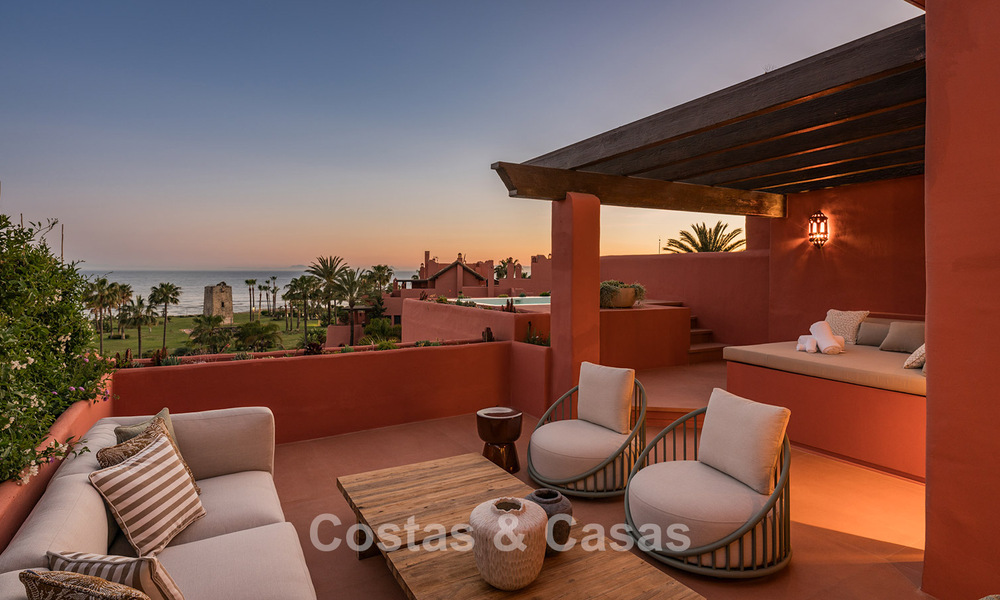 Ático en venta en un complejo de cinco estrellas en primera línea de playa en la New Golden Mile entre Marbella y Estepona 797755