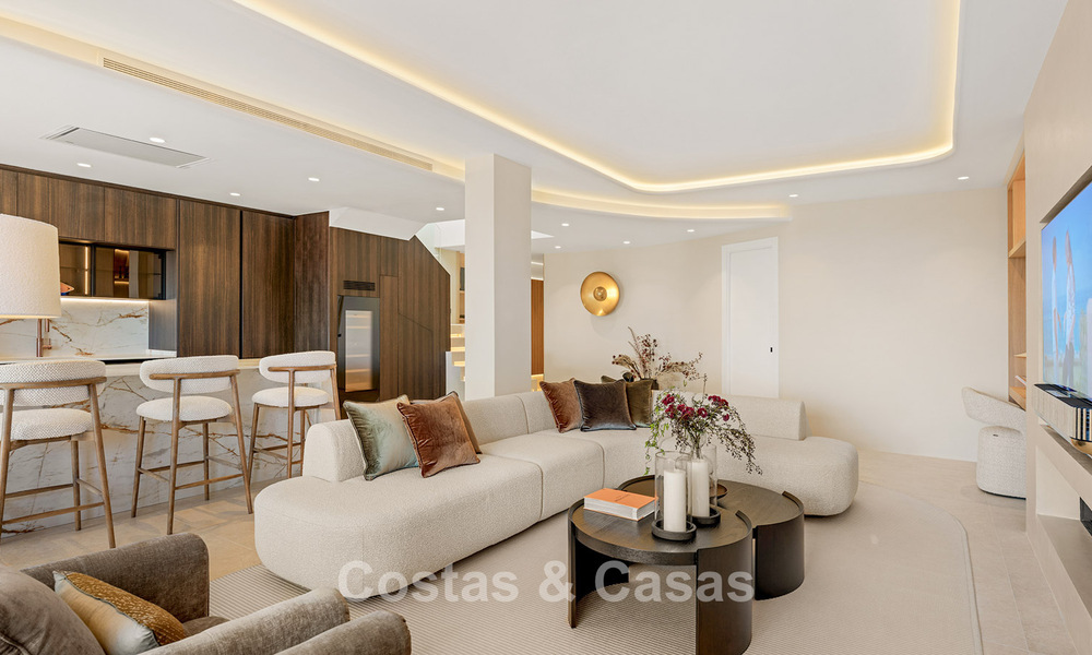 Ático en venta en un complejo de cinco estrellas en primera línea de playa en la New Golden Mile entre Marbella y Estepona 797763