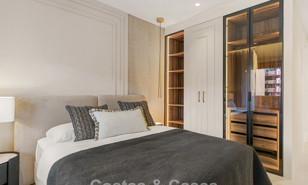 Ático en venta en un complejo de cinco estrellas en primera línea de playa en la New Golden Mile entre Marbella y Estepona 797781