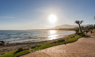 Ático en venta en un complejo de cinco estrellas en primera línea de playa en la New Golden Mile entre Marbella y Estepona 797799 